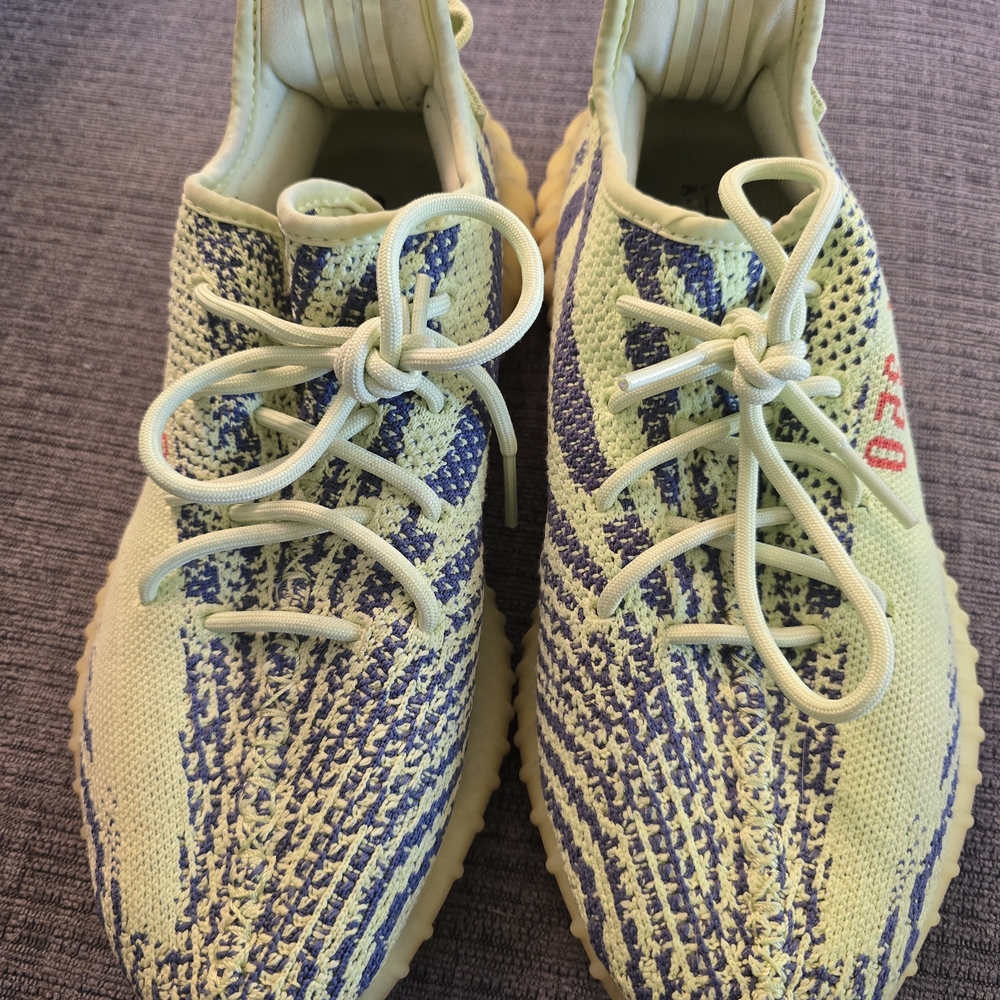 Adidas YEEZY Boost 350 V2 Semi Frozen Yellow Mens Sz. 9 BEAUTIFUL!!